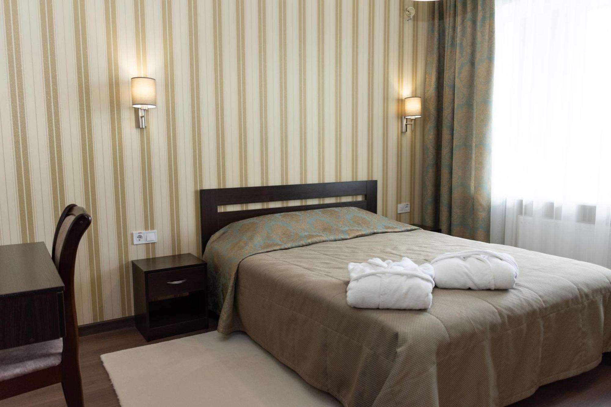 Kremin Hotel Kremenchuk Ngoại thất bức ảnh